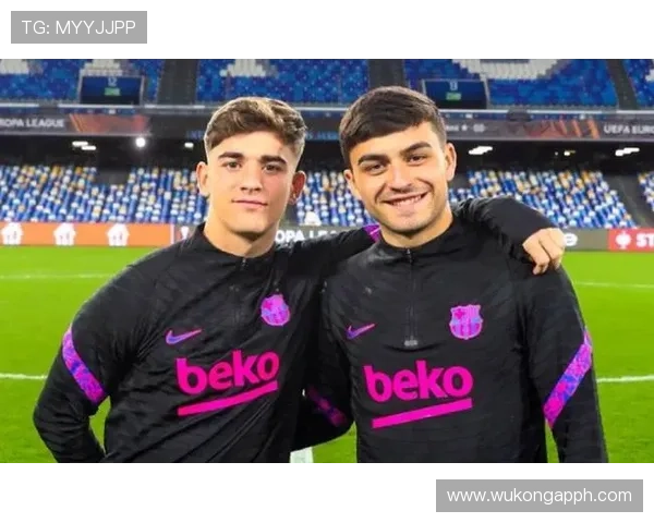 佩德里与加维:巴萨中场战术角色及体系适配差异解析 佩德里与加维:巴萨中场战术角色及体系适配差异解析