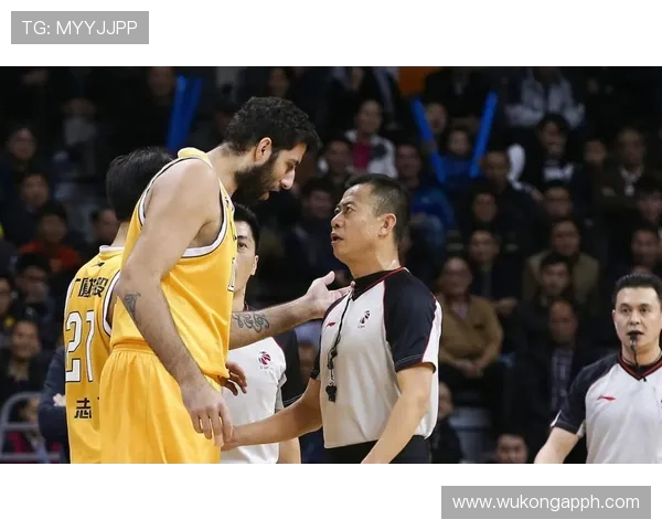 为什么裁判哨响后还能改判？揭秘足球哨音规则的真正效力