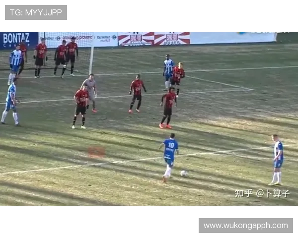 人墙干扰任意球的判罚规则到底有多复杂？解读关键细节