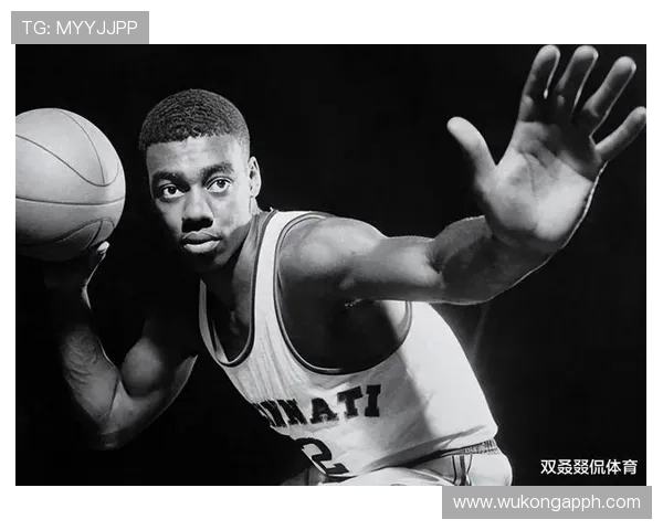 奥斯卡·罗伯特森突破助攻双核，推动队内进攻效率显著提升