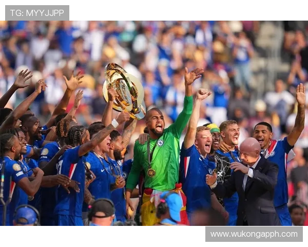 奥雷利安·楚阿梅尼：欧洲超级杯+世俱杯冠军成员