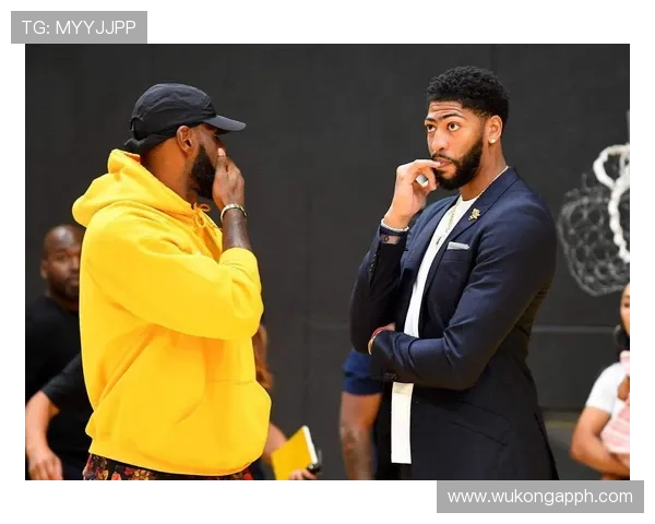 浓眉哥训练完顺手买了辆法拉利，油钱比我房租还贵