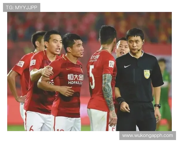 五人制规则核心：无越位如何改变进攻与裁判判罚