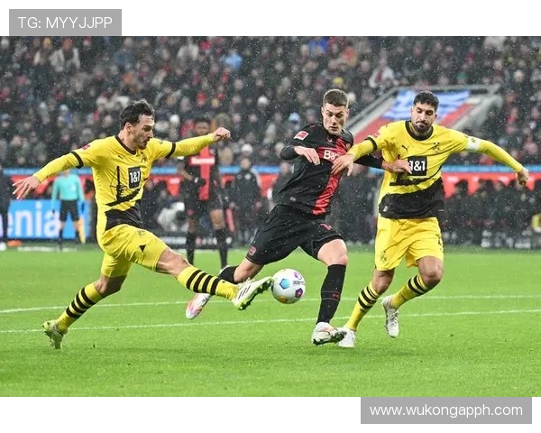 拜仁慕尼黑比赛节奏难以持续掌控，是否面临中场控制力下滑与攻防转换效率问题？